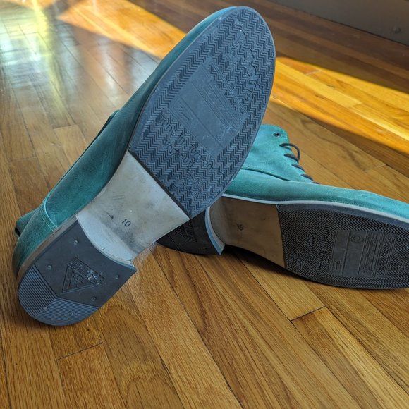 John Fluevog Green Chukka Boots - Picture 2 of 4